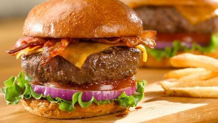 Hindari Makanan Berlemak Ini di Saat Diet