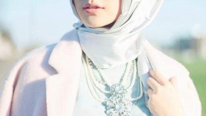 5 Hijab Fashion Blogger Indonesia yang Paling Populer
