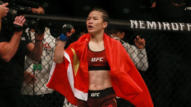 K Kemenangan Dominan: Zhang Weili Tundukkan Yan Xiaonan yang Tangguh di UFC 300