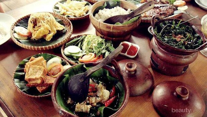 Destinasi Wisata Domestik Terbaik untuk Pecinta Kuliner! (Part 1)