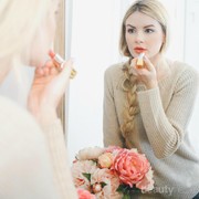 5 Warna Lipstick yang Wajib Kamu Miliki