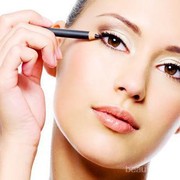 Cara Untuk Membuat Eyeliner Tidak Mudah Luntur dan Tahan Lama