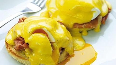 Resep Egg Benedict Untuk Menu Sarapan