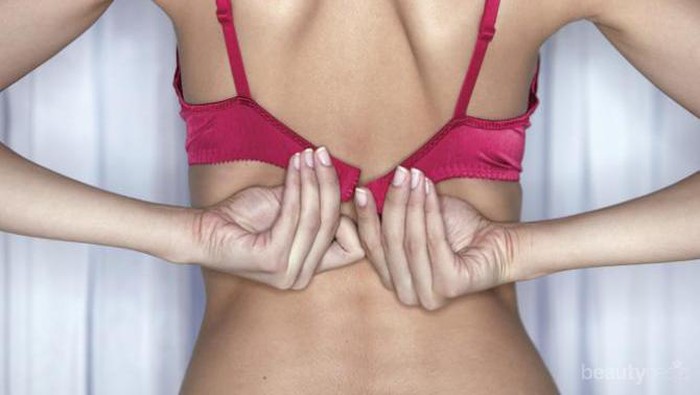 5 Kebiasaan Ini Bisa Membuat Payudara Kendur