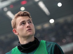 MU Ingin Tukar Pogba dengan De Ligt?
