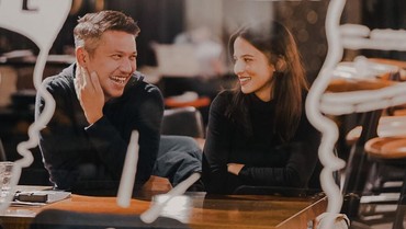 img-title Main Filter di IG, Juria Hartmans Disebut Jodoh dengan Gading Marten