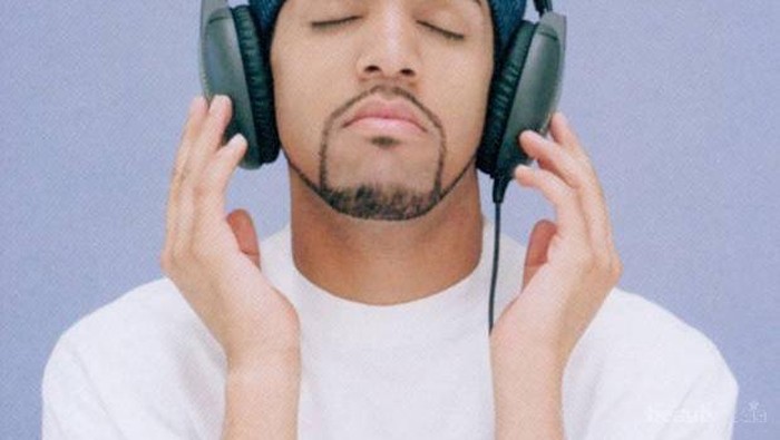 5 Penyanyi Pria Tampan versi Matome.id (Hollywood)