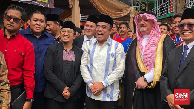 Menteri Agama Fachrul Razi saat ditemui di Pondok Pesantren Daarul Quran, Cipondoh, Tangerang, Kamis (5/3).