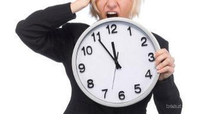 Trik Cantik Instan Ketika Bangun Kesiangan