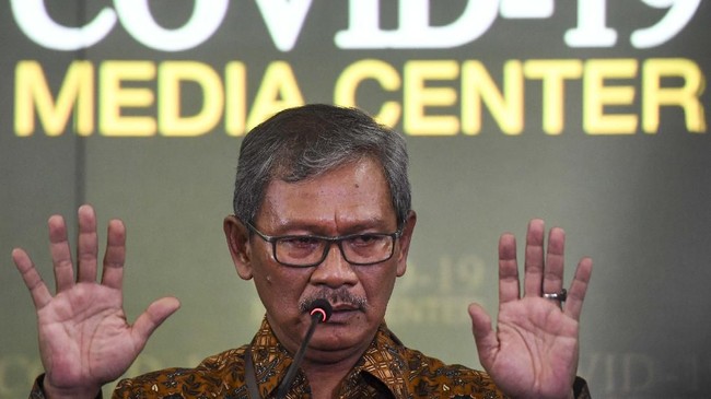 Dua pasien baru yang dinyatakan positif virus corona menjalani perawatan di RSPI Prof. Dr. Sulianti Saroso dan RSUP Persahabatan Jakarta.