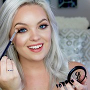 Psst, Ini Eye Make Up Hacks yang Belum Banyak Diketahui Para Wanita! Yuk, Coba!