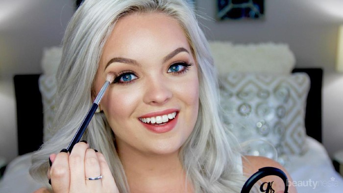 Psst, Ini Eye Make Up Hacks yang Belum Banyak Diketahui Para Wanita! Yuk, Coba!