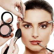 Makeup sehari-hari yang biasa kamu gunakan apa ladies?