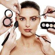 Ingin Eye Makeup Tahan Lama? Begini Trik Ampuhnya