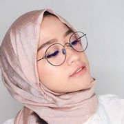 [FORUM] Pakai pashmina kok malah bikin pipi terlihat tembam ya...