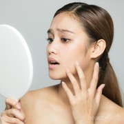 [FORUM] Gimana ya cara mencerahkan kulit yang sudah lama terlihat kusam?