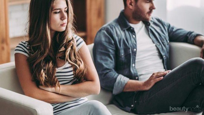 Enggak Melulu Soal Pacar, Simak Alasan Kamu Harus Bahagia Tanpa Pacar!