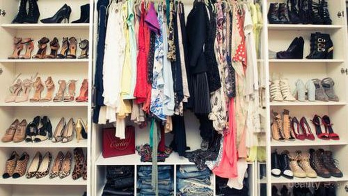 [FORUM] Lemari kamu lebih dominan dengan warna pakaian apa saja?