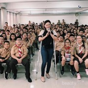 [FORUM] Selamat dari kecelakaan pesawat, Laura Eks Pramugari Lion Air punya cerita haru dibaliknya