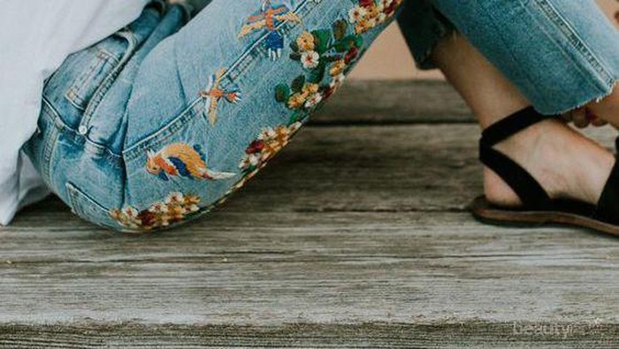 Makin Kece dan Hits Banget dengan 6 Model Jeans Populer dari Masa ke Masa Ini! Makin Kece dan Hits Banget dengan 6 Model Jeans Populer dari Masa ke Masa Ini!