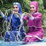 [FORUM] Hijabers, kalau berenang di tempat khusus muslimah atau nggak?