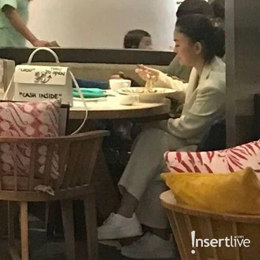 Tas Rp18 Juta Agnez Mo Jadi Sorotan Kala Ibadah dengan Raphael Maitimo