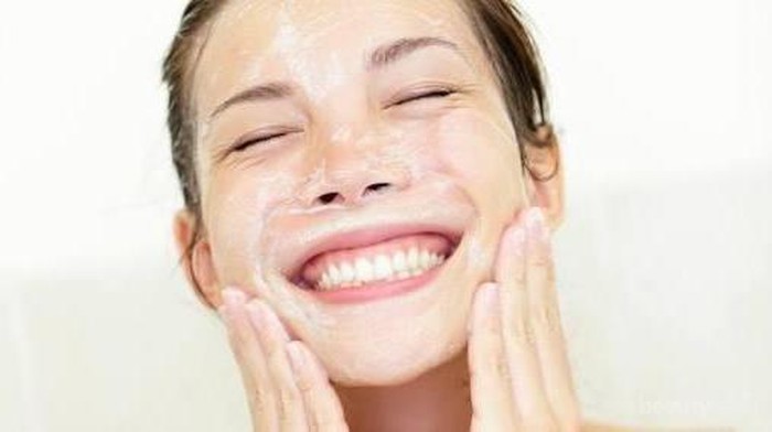 Sabun cuci muka drugstore yang bagus apa? Sabun cuci muka drugstore yang bagus apa?