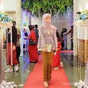 [FORUM] Bahan hijab apa yang cocok dipakai kondangan?