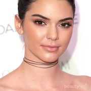 [FORUM] Setuju gak kalau lagi pakai lipstick nude, wajah jadi pucat?