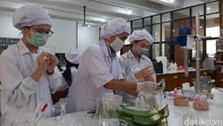 Ini 3 Cara Membuat Hand Sanitizer Sendiri