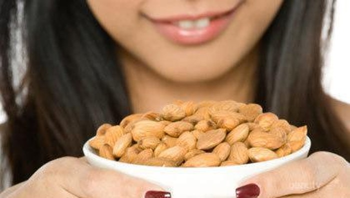 [FORUM] Benarkah makan kacang bisa menimbulkan jerawat?