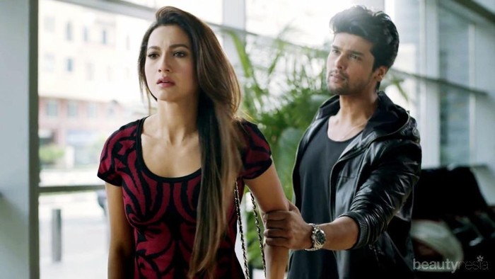 Masih Suka Diganggu Mantan? Ternyata Ini Lho Ladies Alasan Pria Susah Move On!