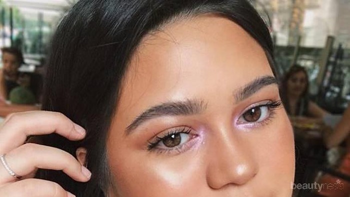 [FORUM] Pakai highlighter bikin muka malah terlihat minyakan ih