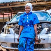 [FORUM] Montir Berhijab Asal Nigeria yang Lagi Viral!