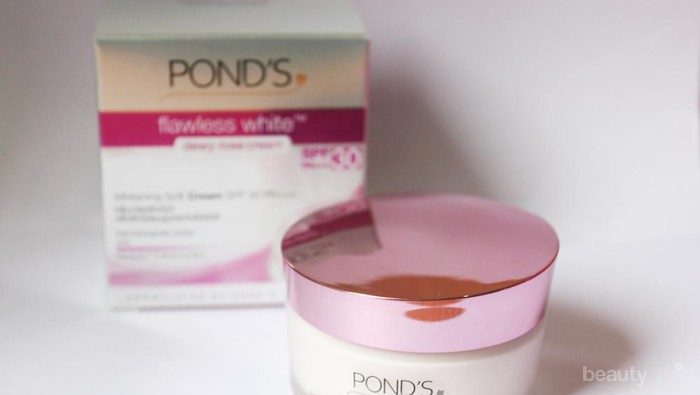 Ada yang pakai PONDS flawless white?