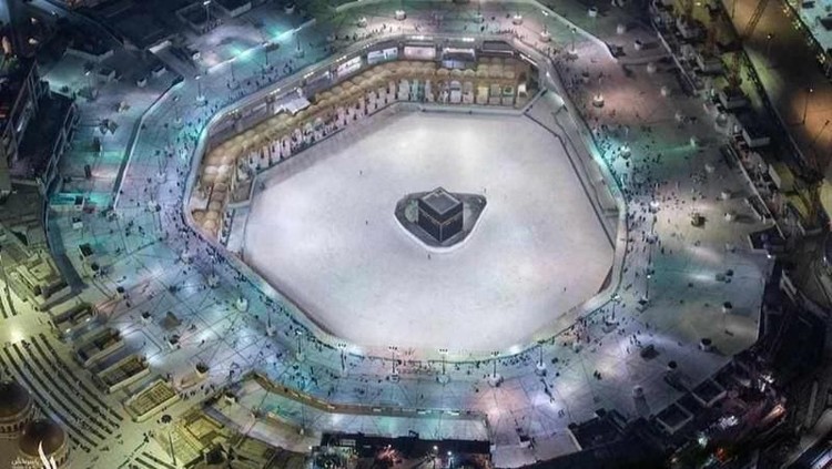 Ka'bah tampak sepi akibat wabah Corona (Info Haramain)