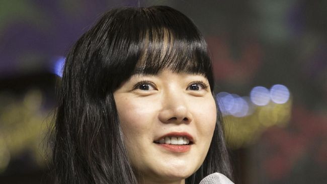 Bae Doona Sempat Panik Pakai Baju Astronot di The Silent Sea