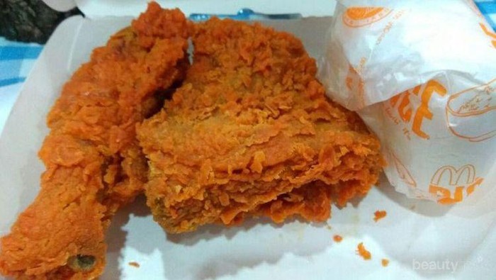 [FORUM] Makan ayam di McDonald's, pilih spicy atau crispy?