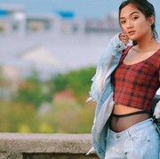 [FORUM] Gaya artis remaja sekarang terlihat dewasa banget nggak menurut kamu?