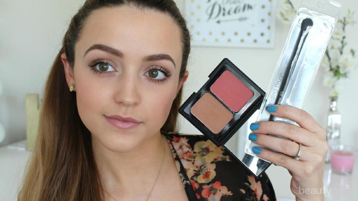 Cara Pemakaian Blush Seperti Ini Sangatlah Salah, Jangan Pernah Melakukannya Lagi!