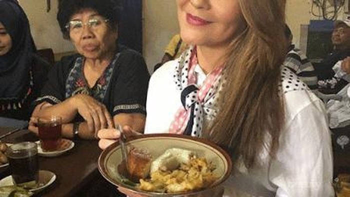 [FORUM] Malu nggak sih makan di warteg?