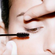 Inilah 3 Mascara Lokal Berkualitas di Bawah 50 Ribu yang Bisa Masuk Ke List Belanjaan Kamu!
