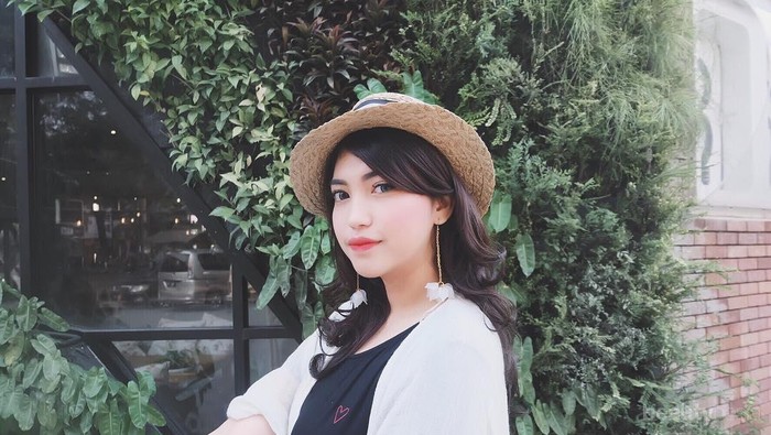 Diantara Kojie San Face Lightening Cream VS Dream White Face Cream, Ini yang Tepat Untukmu!