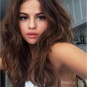 Kamu Harus Tahu, Ini Dia Angle Selfie yang Paling Cocok Untuk Tiap Bentuk Wajah!