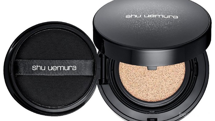Shu Uemura The Lightbulb Cushion Foundation untuk Hasil Makeup Natural dan Glowing