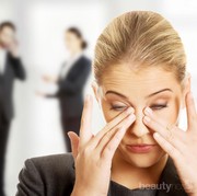 [FORUM] Pernah ada yang mengalami mata iritasi karena pakai makeup?