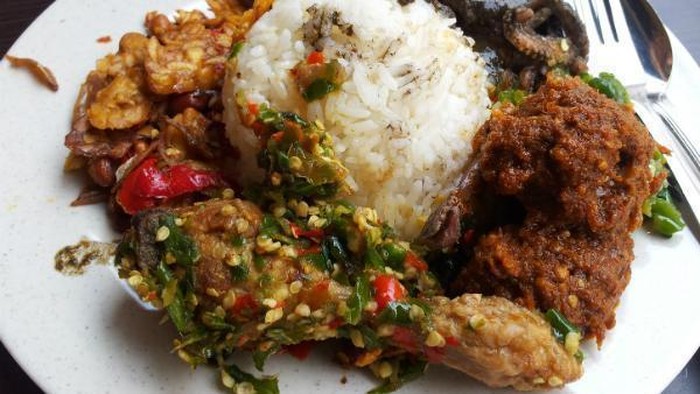 [FORUM] Kamu tipe yang mana, banyak lauk atau banyak nasi?