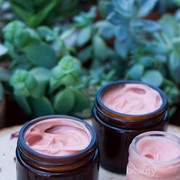 Website Analisa Kosmetik Favorit