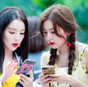 Ini Cara Orang Membalas Chat Sesuai Zodiaknya, Ada yang Super Cuek dan Penuh Semangat!