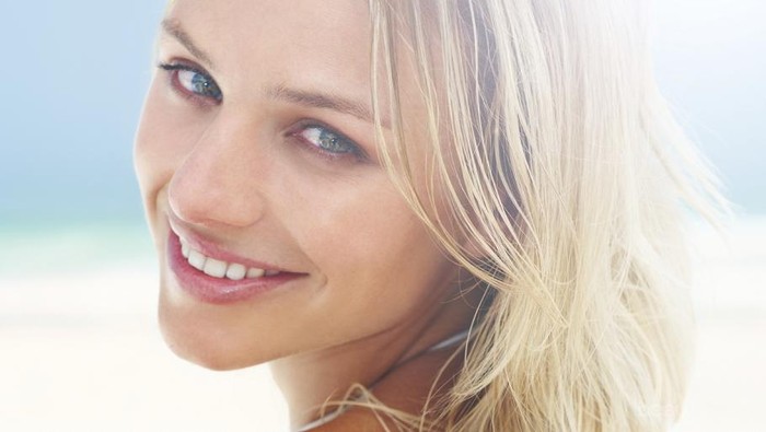 Kulit Kamu Perih Setelah Terkena Matahari? Segera Atasi dengan Cara Ini!